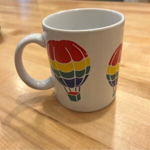 ✅Vintage FTD Rainbow colorful Hot Air Balloons ceramic coffee mug primary colors